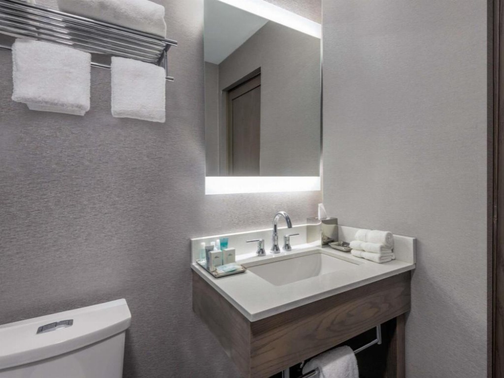 Wyndham Garden LaGuardia South Image 11